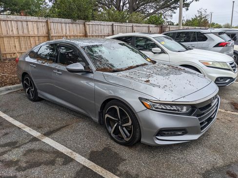 Used 2019 Honda Accord Sport image 5