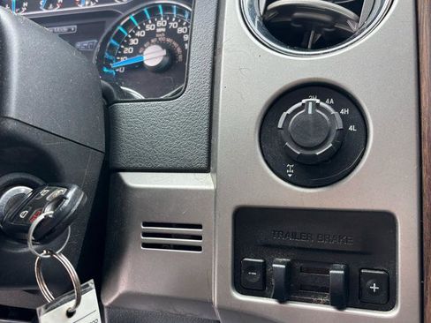 Used 2014 Ford F150 Lariat w/ Equipment Group 502A Luxury image 10