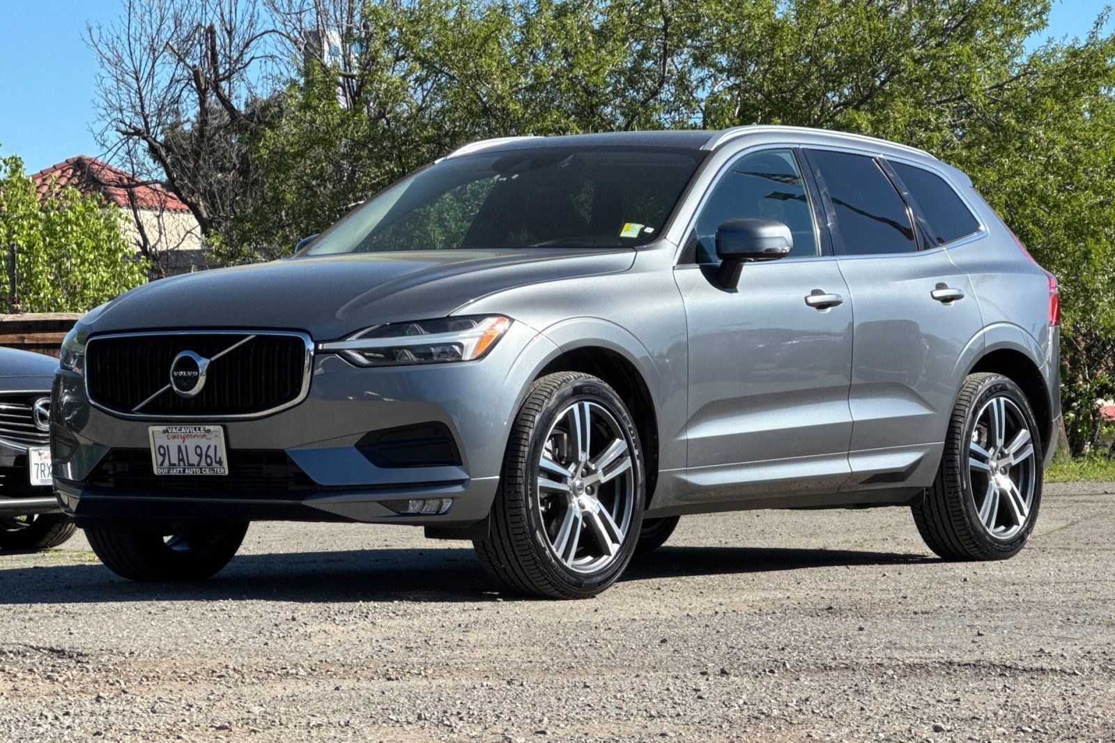 Used 2021 Volvo XC60 T6 Momentum AWD/4WD image 8