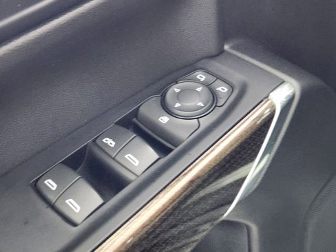 Used 2019 Chevrolet Silverado 1500 LT image 17