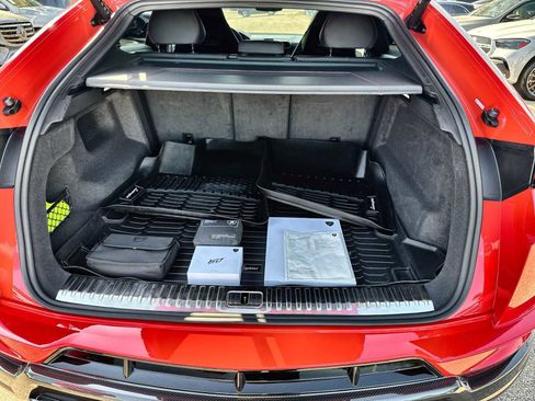 Used 2024 Lamborghini Urus Performante image 17