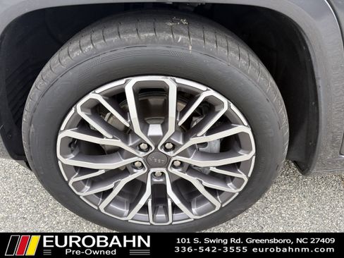 Used 2022 Jeep Grand Cherokee L Summit image 33