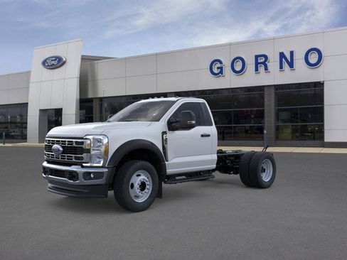 New 2026 Ford F450 XL w/ XL Chrome Package image 1