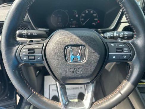 Used 2025 Honda CR-V Sport-L image 8