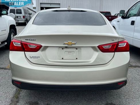 Used 2016 Chevrolet Malibu LT FWD image 5