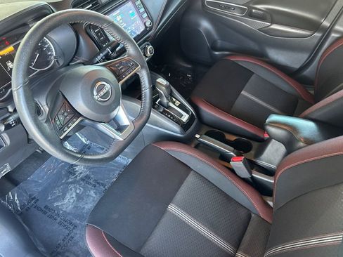 Used 2023 Nissan Versa SR w/ Trunk Package FWD image 9