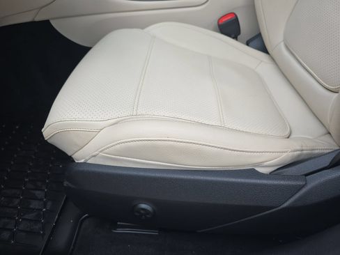 Used 2023 Mercedes-Benz C 300 4MATIC Sedan image 27