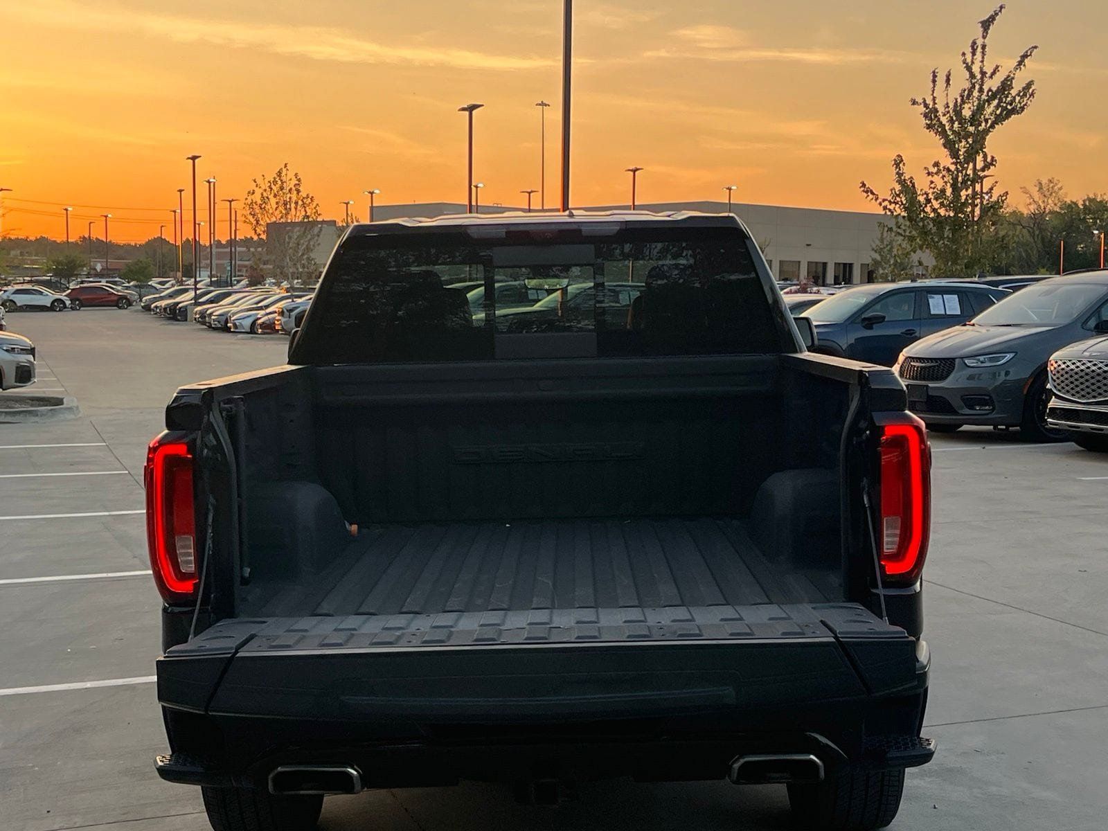 Used 2024 GMC Sierra 1500 Denali Ultimate AWD/4WD image 15