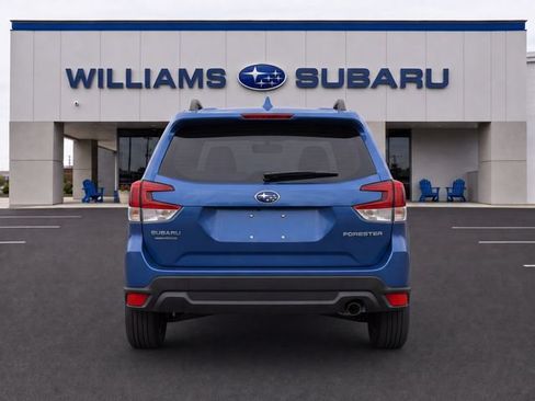Used 2021 Subaru Forester AWD/4WD image 8