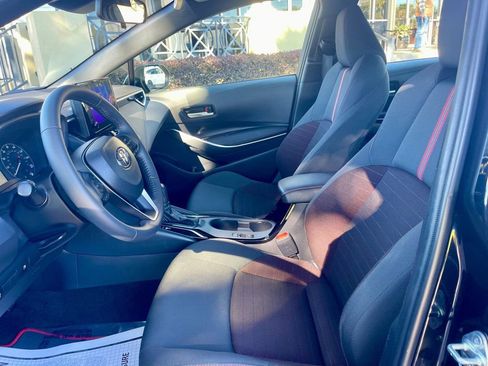 Used 2023 Toyota Corolla SE image 10
