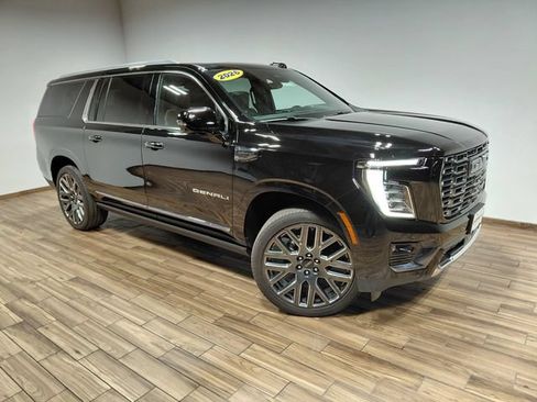 Used 2026 GMC Yukon XL Denali Ultimate w/ LPO, Get Active Package AWD/4WD image 1