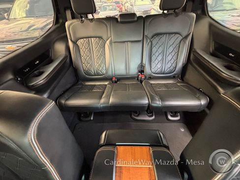 Used 2022 Jeep Grand Wagoneer Series III image 17