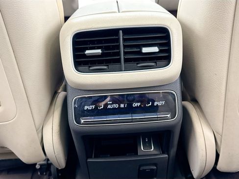 Used 2020 Mercedes-Benz GLS 580 4MATIC image 33