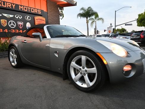 Used 2006 Pontiac Solstice Convertible w/ Premium Package image 14