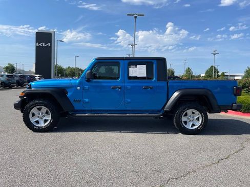 Used 2020 Jeep Gladiator Sport w/ Quick Order Package 24S AWD/4WD image 4