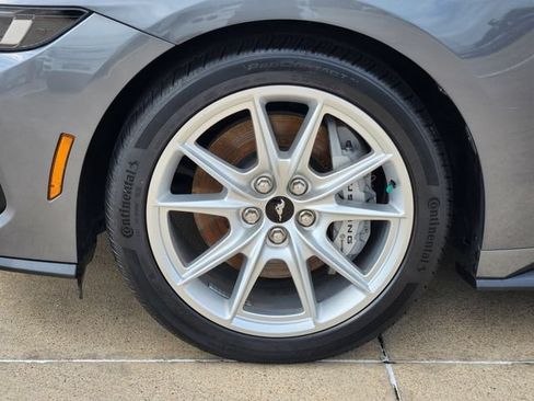 Used 2025 Ford Mustang GT Premium RWD image 17