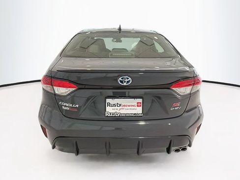 Used 2025 Toyota Corolla SE FWD image 5