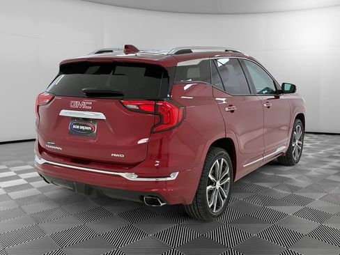 Certified 2020 GMC Terrain Denali w/ Denali Premium Package AWD/4WD image 5
