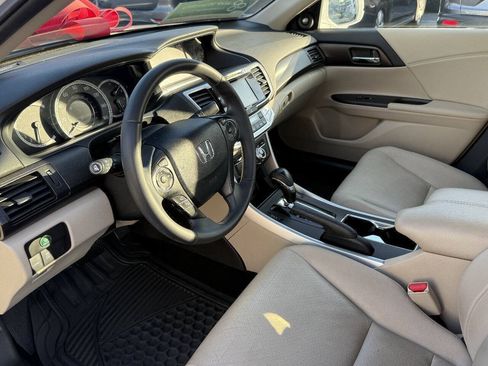 Used 2015 Honda Accord EX-L image 11
