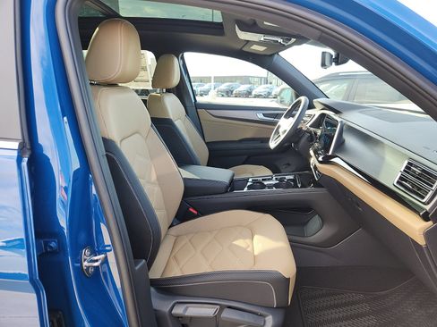 New 2026 Volkswagen Atlas Cross Sport SE image 15