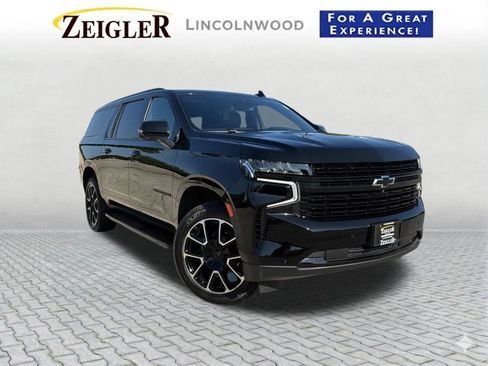 Used 2023 Chevrolet Suburban RST w/ Luxury Package AWD/4WD image 1