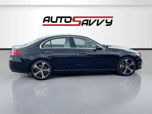 Used 2022 Mercedes-Benz C 300 Sedan image 8