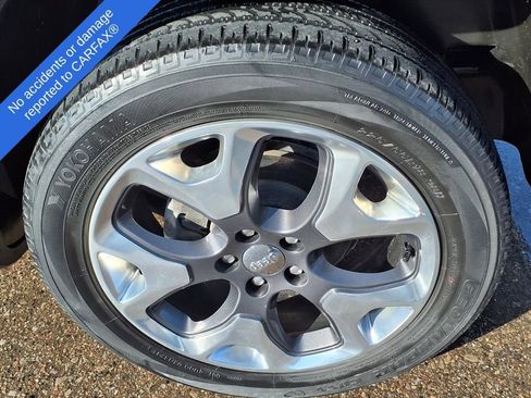 Used 2019 Jeep Compass Limited w/ Safety & Security Group image 10