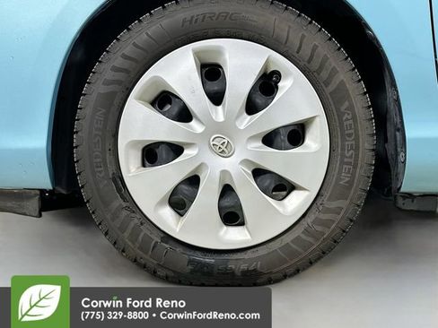 Used 2012 Toyota Prius C Two image 27