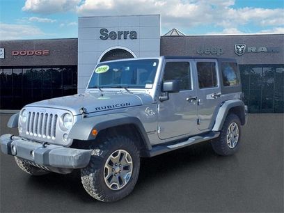 Used 2016 Jeep Wrangler Unlimited Rubicon w/ Connectivity Group