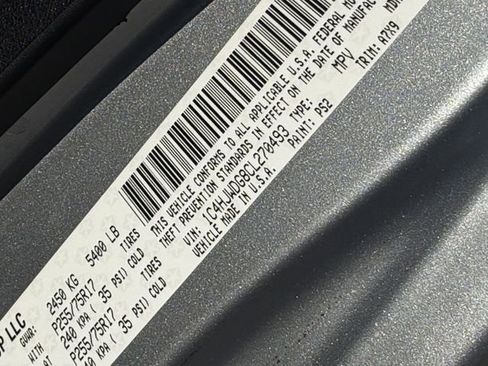 Used 2012 Jeep Wrangler Unlimited Sport AWD/4WD image 9