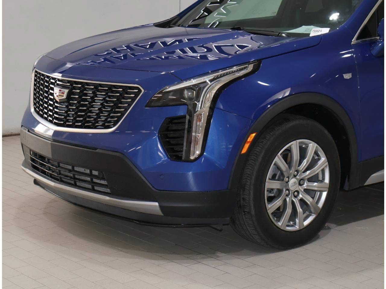 Used 2021 Cadillac XT4 Premium Luxury w/ Cold Weather Package FWD image 2