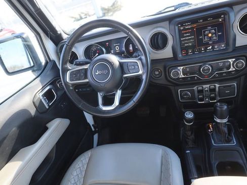 Used 2021 Jeep Wrangler Unlimited Sahara AWD/4WD image 28