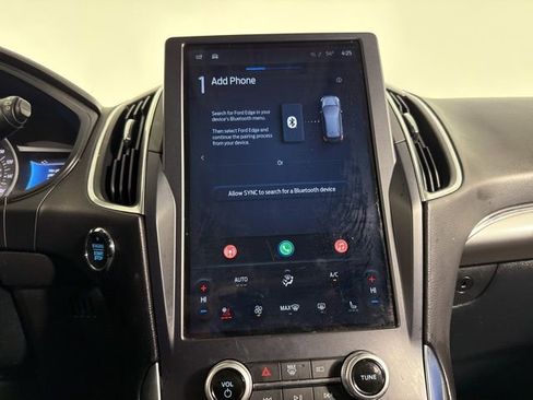 Used 2022 Ford Edge Titanium w/ Class II Trailer Tow Package image 33