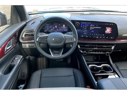 Used 2026 Chevrolet Traverse Z71 w/ Driver Confidence Package image 6