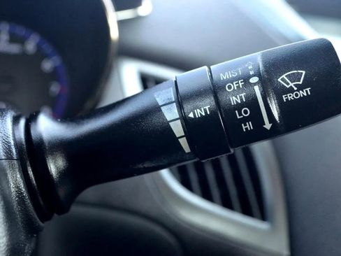 Used 2011 Hyundai Genesis 2.0T image 30