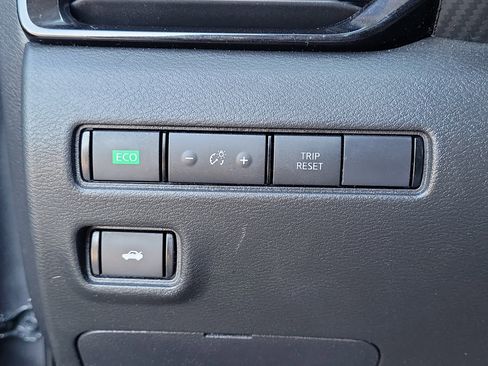 Used 2022 Nissan Sentra SV w/ All-Weather Package image 27