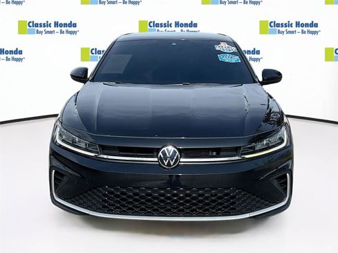 Used 2025 Volkswagen Jetta S FWD image 2