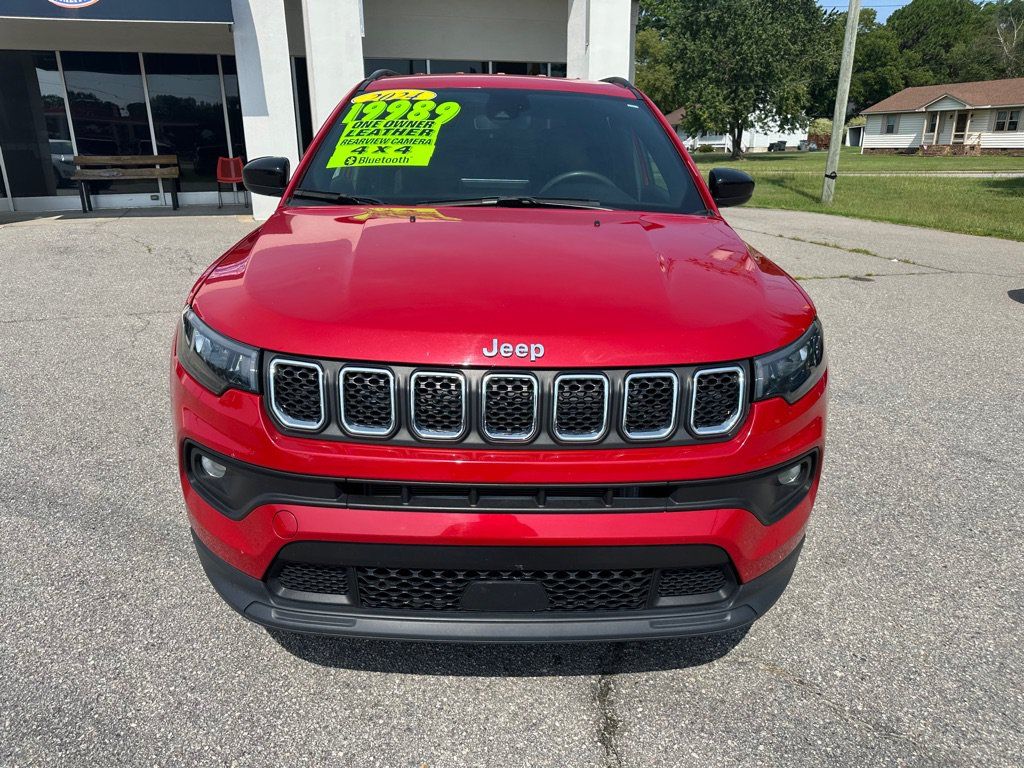 Used 2024 Jeep Compass Latitude AWD/4WD image 8