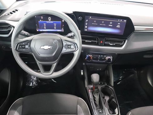Certified 2025 Chevrolet TrailBlazer LT AWD/4WD image 11