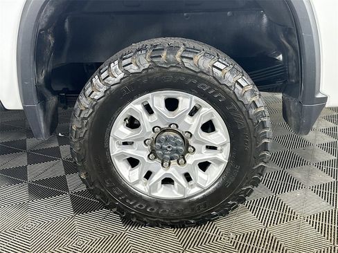 Used 2022 Chevrolet Silverado 2500 LTZ image 34