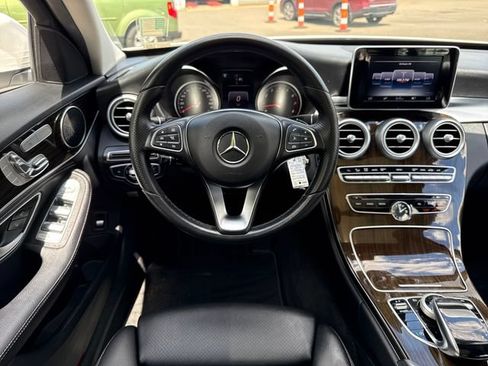 Used 2016 Mercedes-Benz C 300 4MATIC Sedan image 19