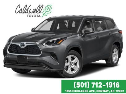 Used 2023 Toyota Highlander XLE