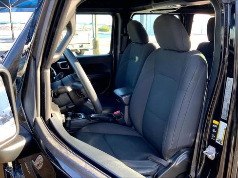 Used 2021 Jeep Wrangler Unlimited Sport image 8
