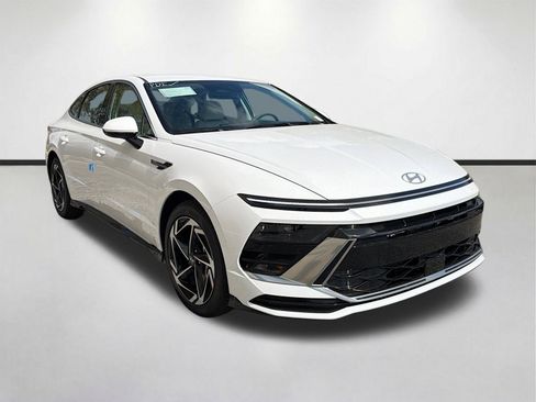 New 2026 Hyundai Sonata SEL FWD image 1