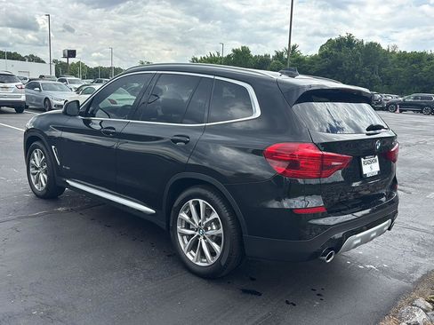 Used 2018 BMW X3 xDrive30i AWD/4WD image 3