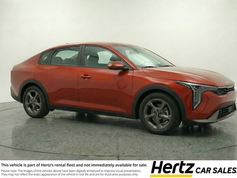 Used 2025 Kia K4 FWD image 1
