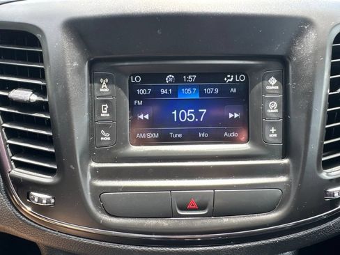 Used 2016 Chrysler 200 S w/ Comfort Group FWD image 3