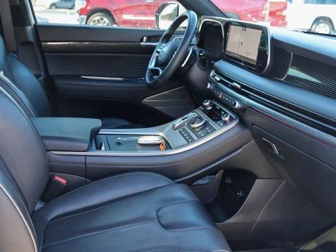 Used 2024 Hyundai Palisade Calligraphy image 19