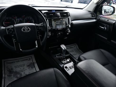 Used 2022 Toyota 4Runner TRD Off-Road Premium image 25