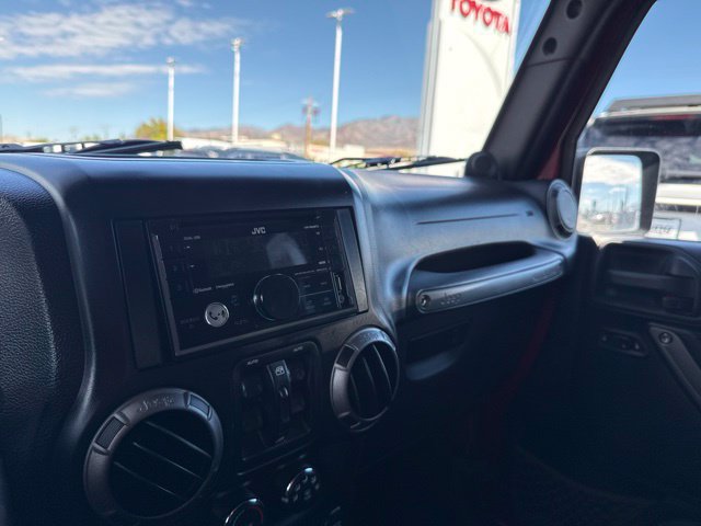 Used 2012 Jeep Wrangler Unlimited Sport AWD/4WD image 13